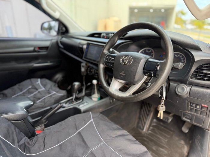 2015 Toyota Hilux SR GUN126R 4X4 Dual Range Glacier White