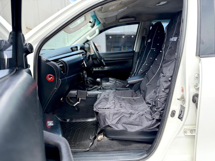 2015 Toyota Hilux SR GUN126R 4X4 Dual Range Glacier White