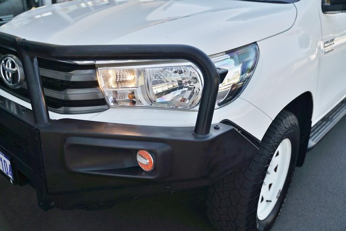 2017 Toyota Hilux SR
