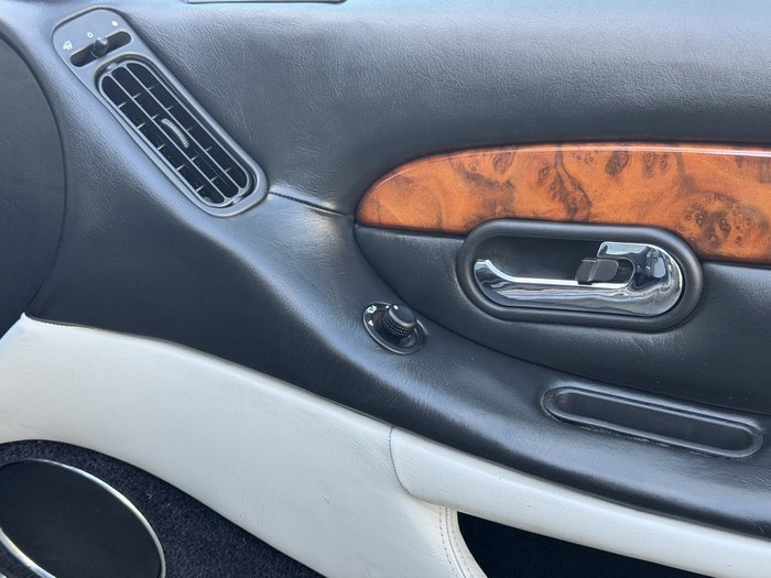 2003 Aston Martin DB7 Vantage