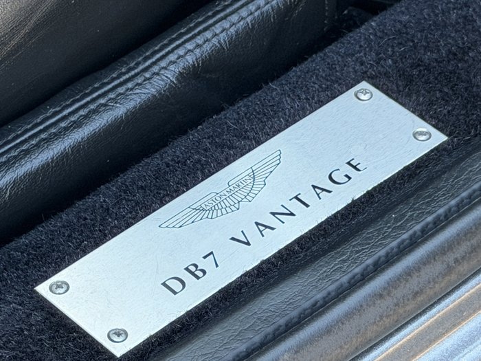 2003 Aston Martin DB7 Vantage