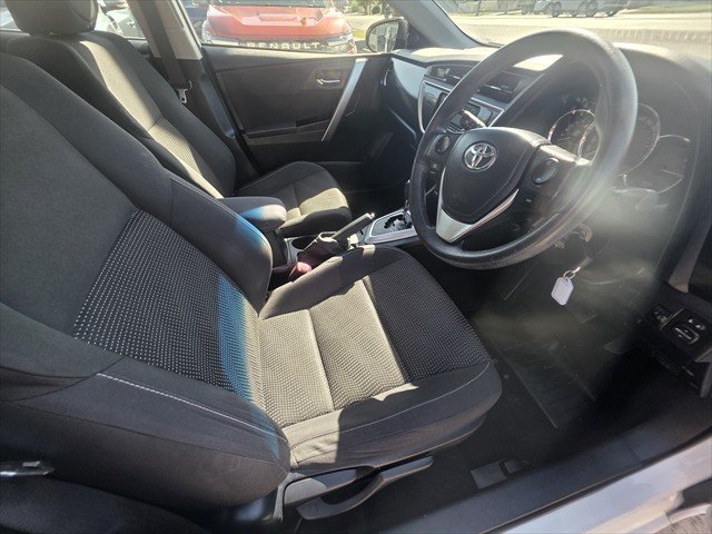 2014 TOYOTA COROLLA ZRE182R ASCENT 1.8L 4Cyl MULTI POINT F/INJ CVT AUTO 7 SP SEQUENTIAL 5D HATCHBACK White