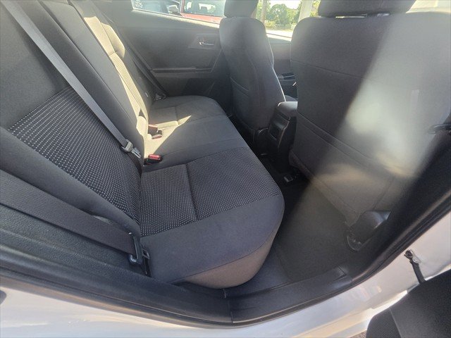 2014 TOYOTA COROLLA ZRE182R ASCENT 1.8L 4Cyl MULTI POINT F/INJ CVT AUTO 7 SP SEQUENTIAL 5D HATCHBACK White