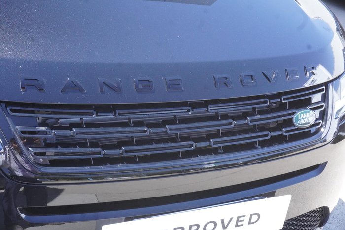 2025 Land Rover Range Rover Evoque P250 Dynamic SE