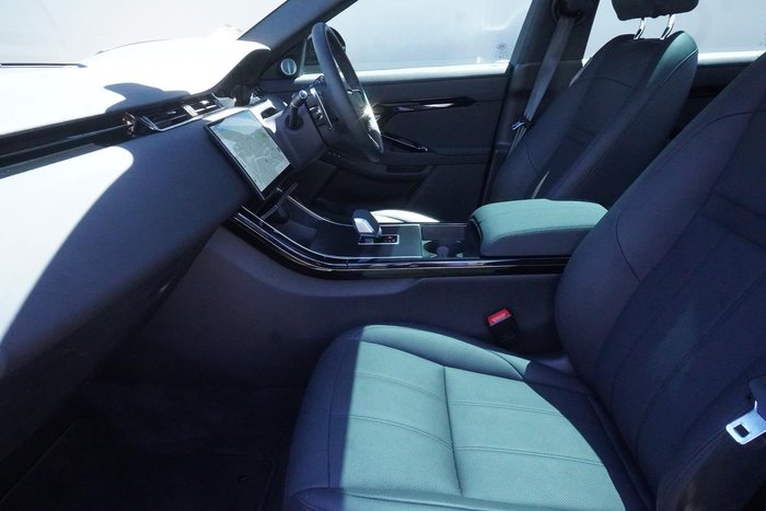 2025 Land Rover Range Rover Evoque P250 Dynamic SE