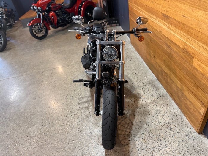 2017 HARLEY-DAVIDSON FXSB SOFTAIL BREAKOUT