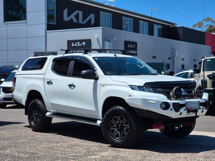 2019 Mitsubishi Triton GLX+