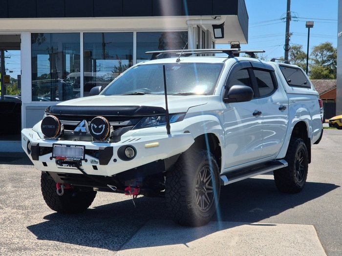 2019 Mitsubishi Triton GLX+