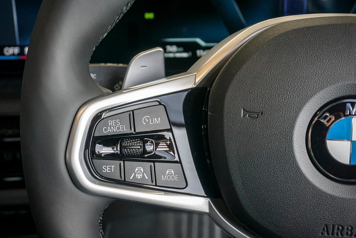 2025 BMW 3 Series 330i M Sport