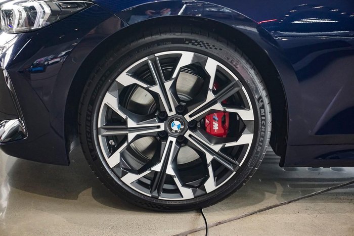 2025 BMW 3 Series 330i M Sport