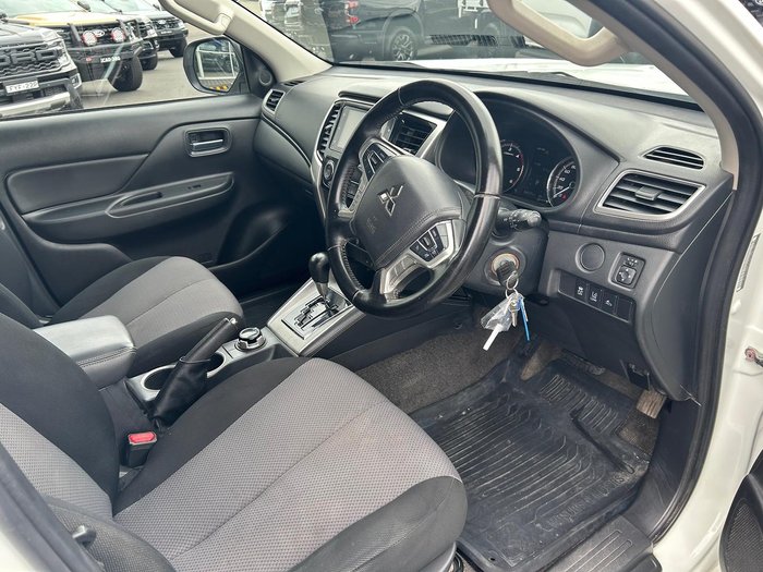 2021 Mitsubishi Triton GLX-R