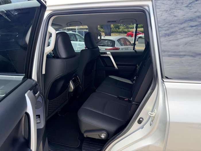 2021 Toyota Landcruiser Prado VX