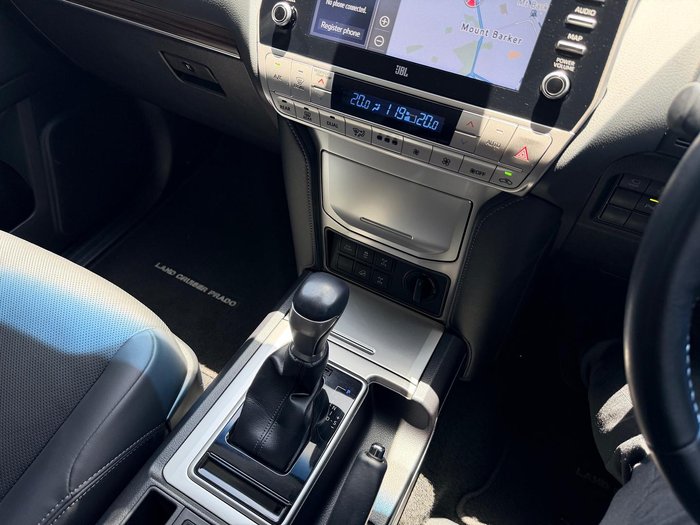 2021 Toyota Landcruiser Prado VX