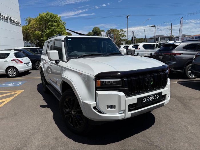 2025 Toyota Landcruiser Prado