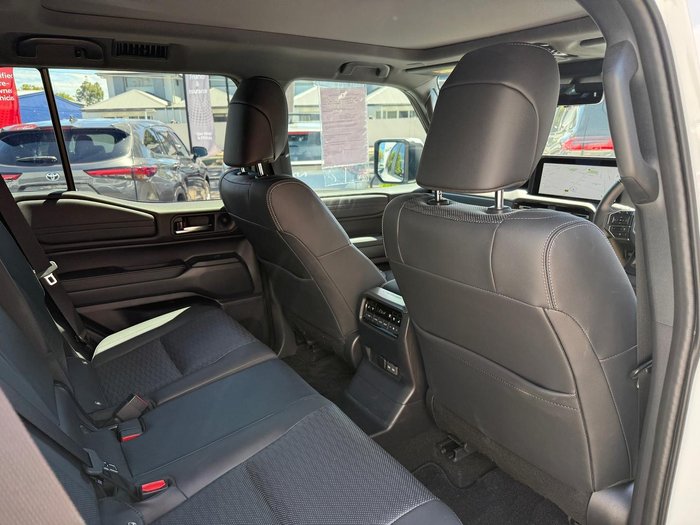 2025 Toyota Landcruiser Prado Kakadu