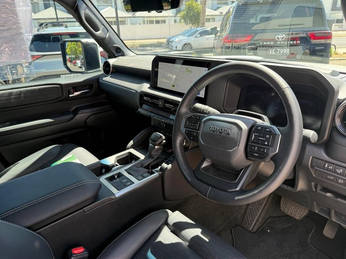 2025 Toyota Landcruiser Prado Kakadu