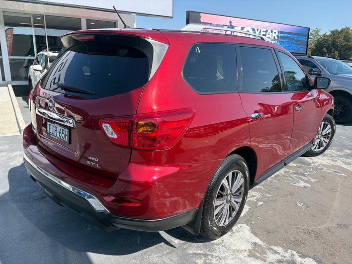 2019 Nissan Pathfinder ST-L