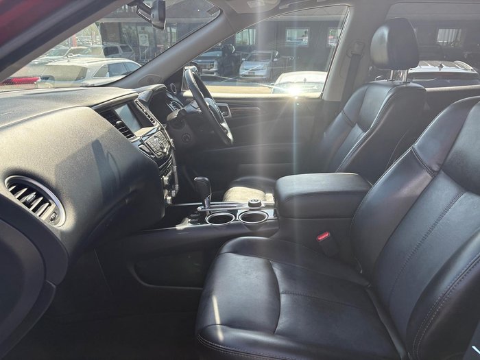 2019 Nissan Pathfinder ST-L