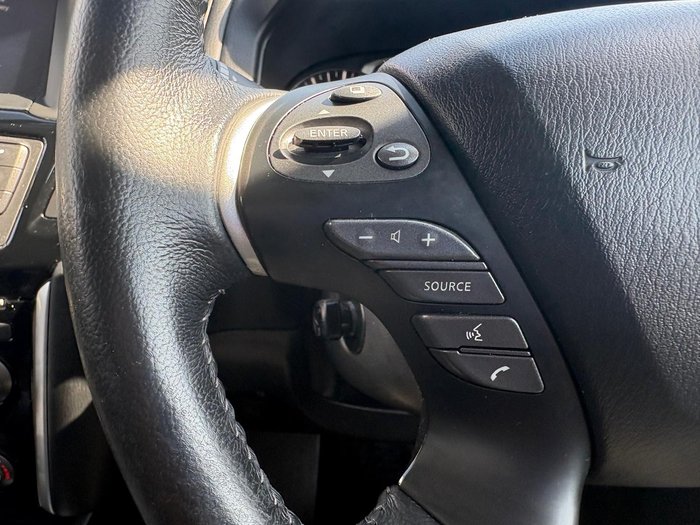 2019 Nissan Pathfinder ST-L