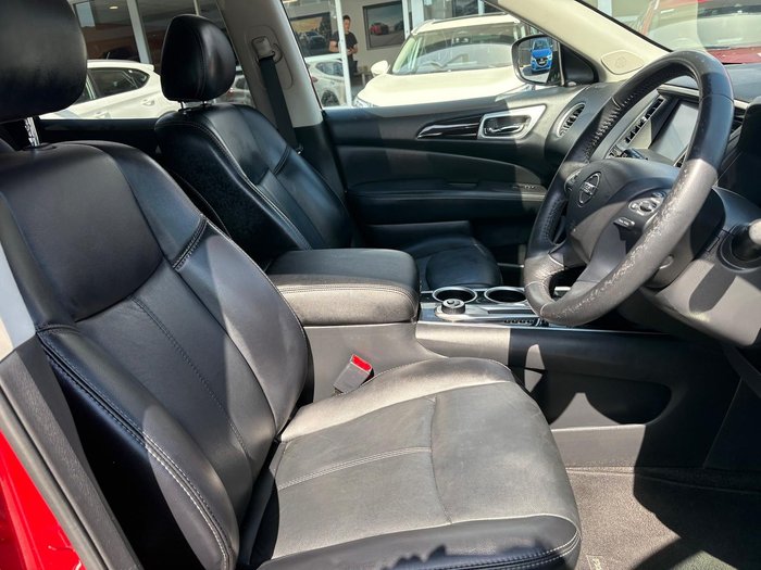 2019 Nissan Pathfinder ST-L