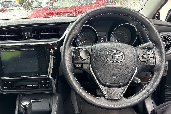 2016 Toyota Corolla ZR