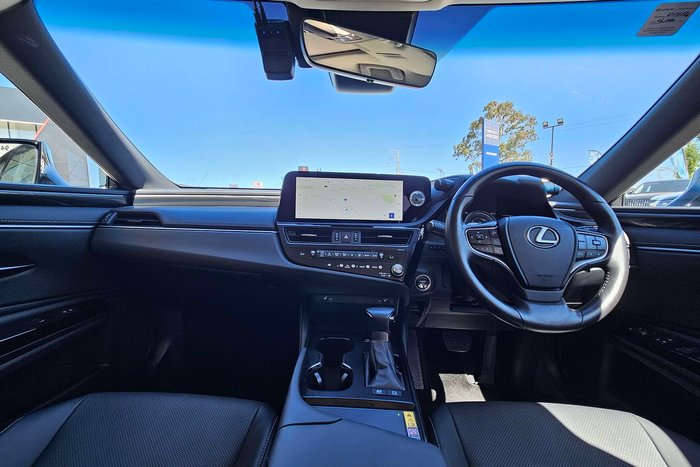 2024 Lexus ES ES300h Luxury