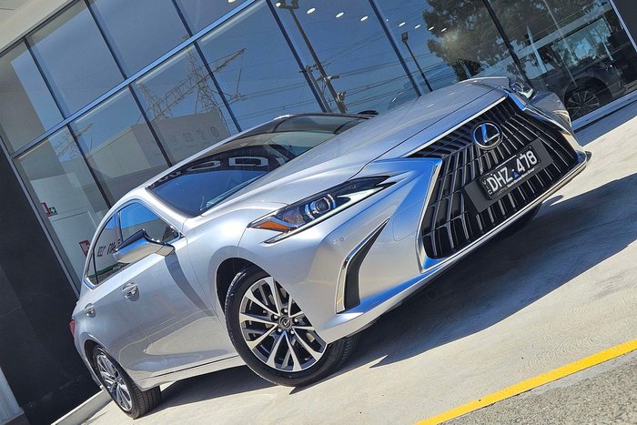 2024 Lexus ES ES300h Luxury