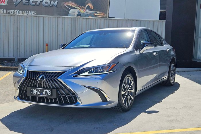 2024 Lexus ES ES300h Luxury