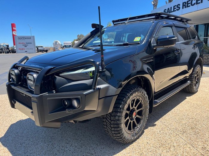 2025 Isuzu MU-X LS-T