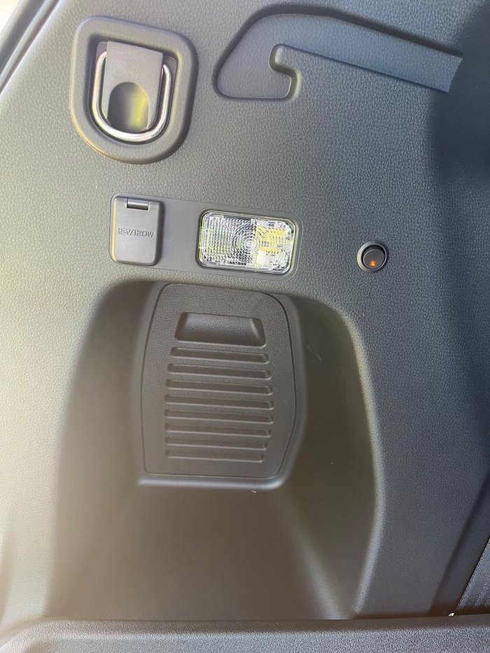 2025 Isuzu MU-X LS-T