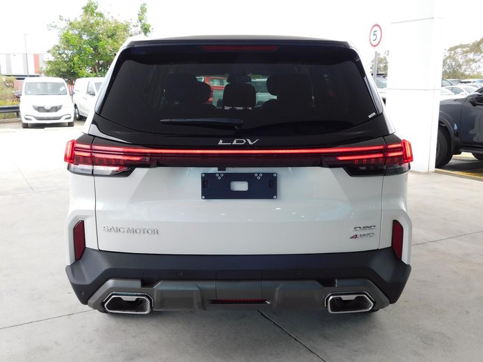 2025 LDV D90 Executive