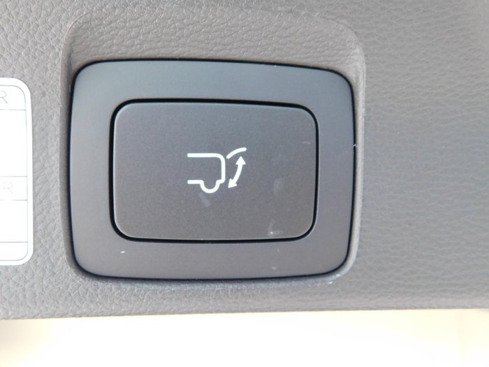 2025 LDV D90 Executive