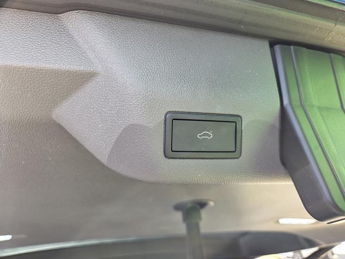 2024 Volkswagen Multivan TDI360 Life