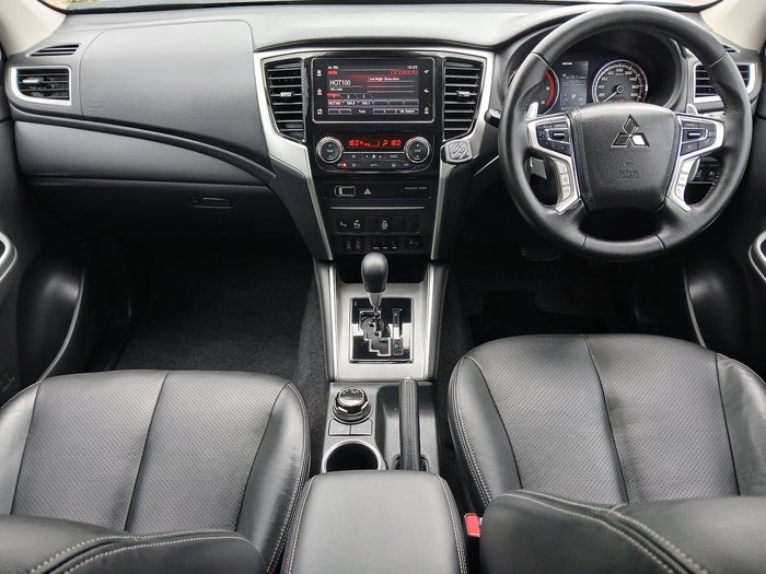 2022 Mitsubishi Triton GLS