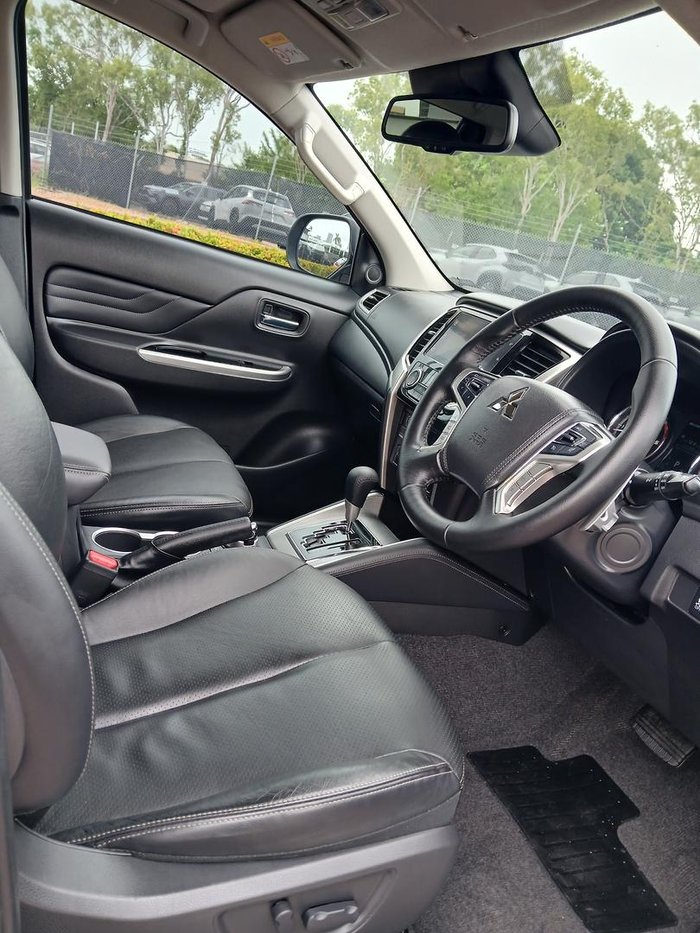 2022 Mitsubishi Triton GLS