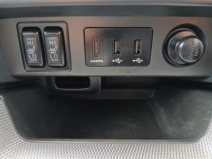 2022 Mitsubishi Triton GLS