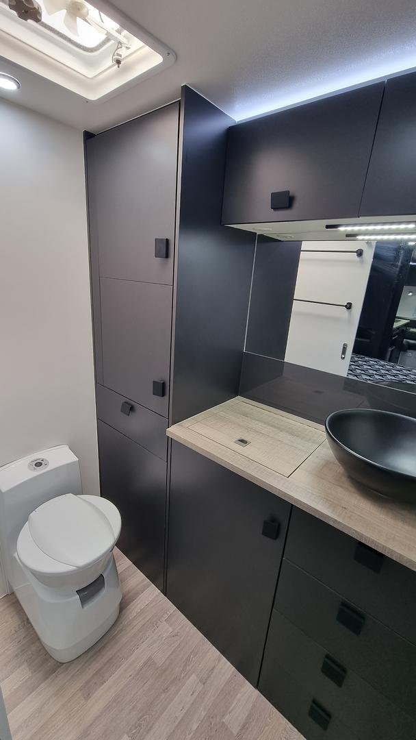 2023 Southern Cross Signature Series 22' Slide-Out