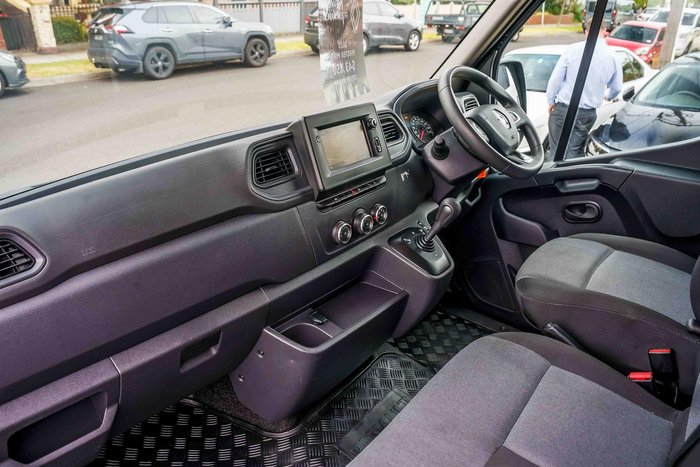 2023 Renault Master Pro 110kW