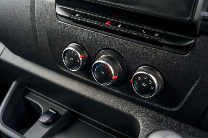 2023 Renault Master Pro 110kW