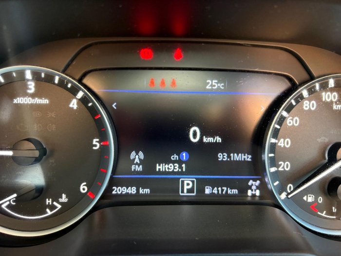 2022 Nissan Navara SL