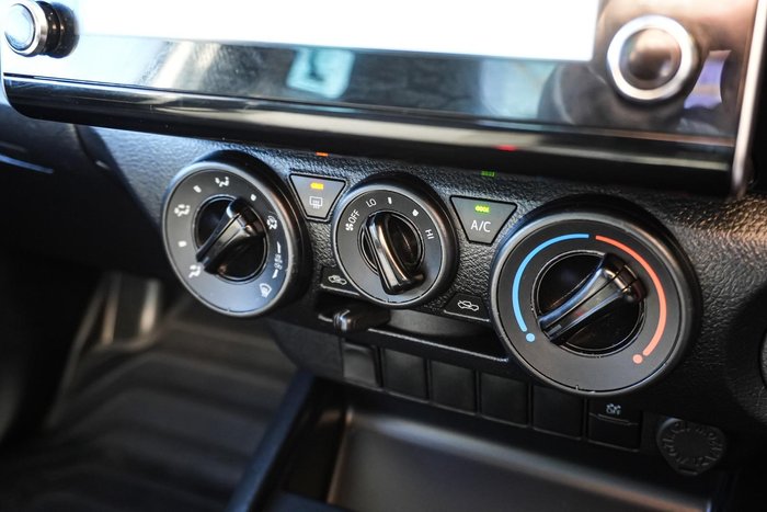 2023 Toyota Hilux Workmate