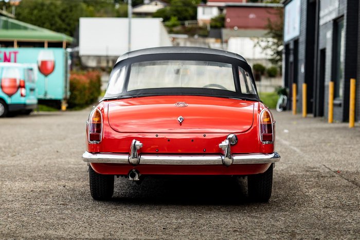 1967 MG B Mk 1 Red
