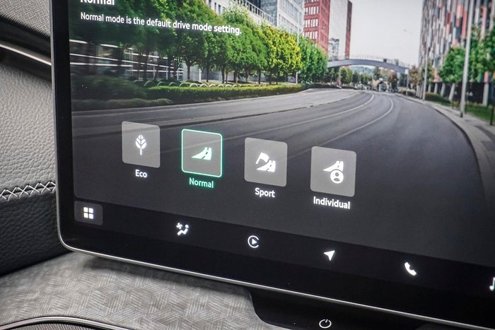 2026 SKODA Kodiaq Select PHEV