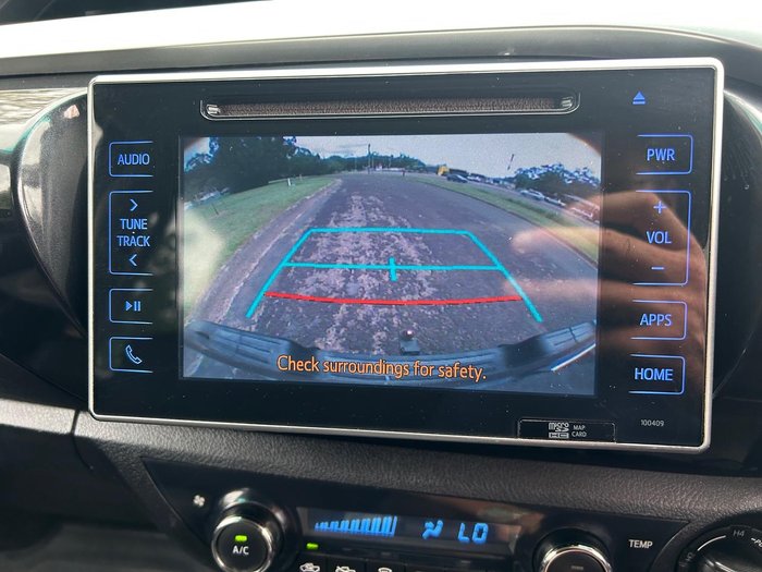 2017 Toyota Hilux SR5