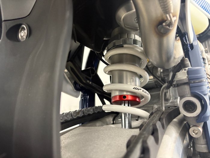 2025 Husqvarna 2025 Husqvarna 500CC FE501 White