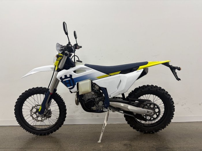 2025 Husqvarna 2025 Husqvarna 500CC FE501 White