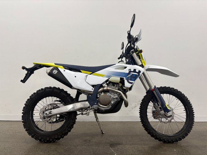 2025 Husqvarna 2025 Husqvarna 500CC FE501 White