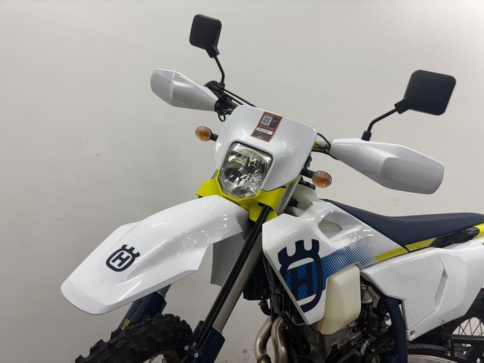 2025 Husqvarna 2025 Husqvarna 500CC FE501 White