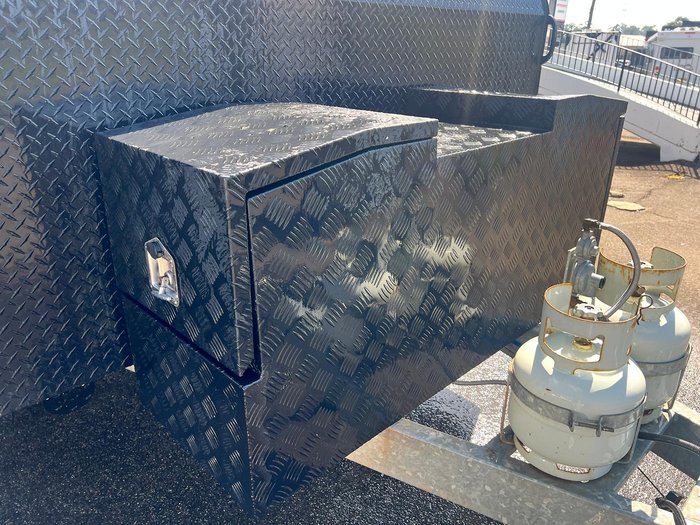 2019 Golf Tourer Bunk