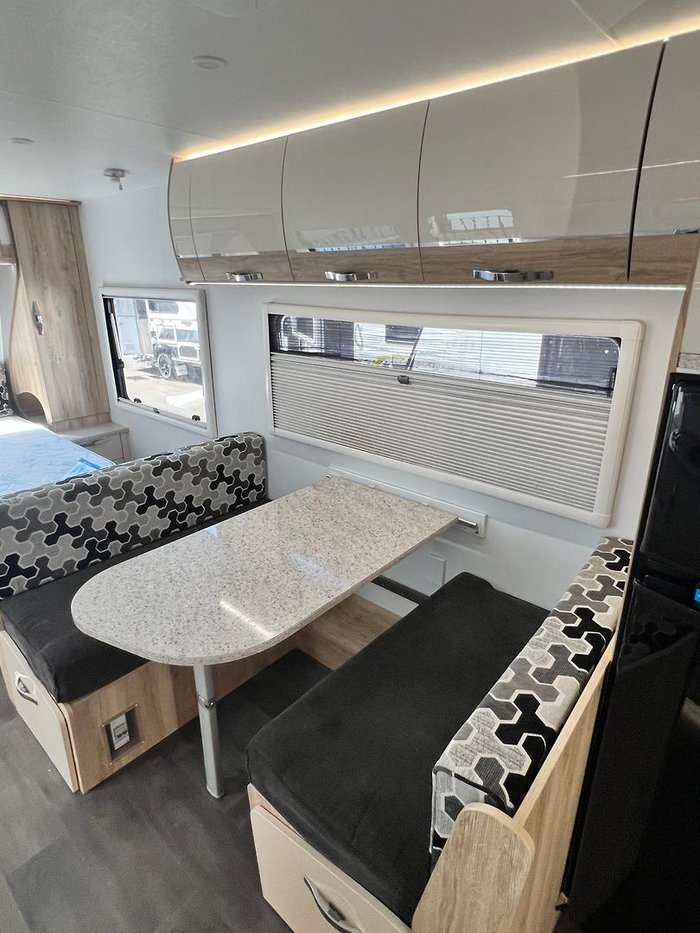 2019 Golf Tourer Bunk